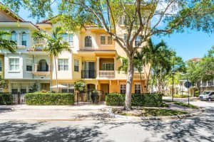 2487  San Pietro Circle, Palm Beach Gardens, FL 33410 Sold 05/16/23