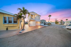 1333  Nettles Boulevard, Jensen Beach, FL 34957 Sold 08/30/23