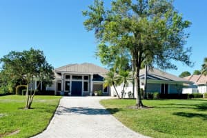 884 SW Squire Johns Lane, Palm City, FL 34990 Sold 05/26/23