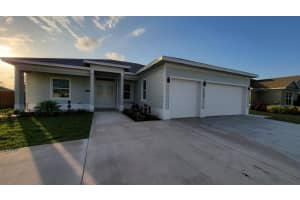 1950 SW Glendale Street, Port St Lucie, FL 34987 Sold 08/11/23