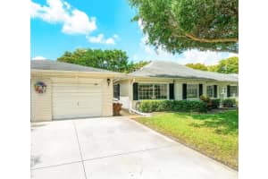 10101  43rd Trail  S 327, Boynton Beach, FL 33436 Sold 10/16/23