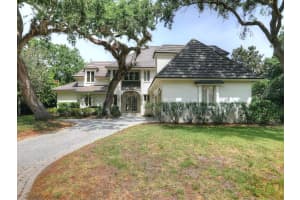 361  Shores Drive, Indian River Shores, FL 32963 Sold 06/02/23