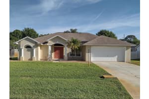 4920 48th Pl, Vero Beach, FL 32967, Sold 05/05/23