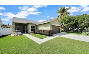 106  Pine Lane, Royal Palm Beach, FL 33411 Sold 07/25/23