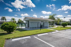 1200 SE Parkview Place   F-1, Stuart, FL 34994 Sold 04/04/24