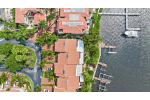 5552 N Ocean Boulevard Ocean Ridge, FL 33435 Sold 05/25/23