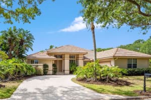 126  Still Lake Drive, Jupiter, FL 33458 Sold 07/18/23