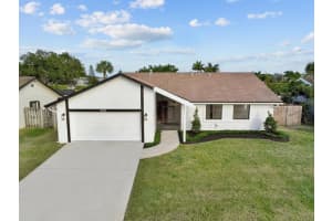 9151 Bedford Drive Boca Raton, FL 33434 Sold 05/17/23