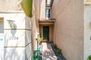 1094  Sweet Violet Court, West Palm Court   1094 West Palm Beach, FL 33415 Sold 05/18/23