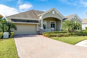 7537 S Village Square Vero Beach, FL 32966 Sold 04/17/23