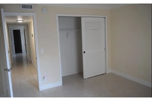 5800  Camino Del Sol    207 Boca Raton, FL 33433 Sold 05/09/23