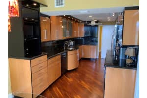 901 E Camino Real    5-C, Boca Raton, FL 33432 Sold 09/07/23