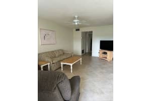74  Royal Oak Court   105, Vero Beach, FL 32962 Sold 02/15/24