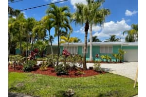 2033 SW Mockingbird Lane, Palm City, FL 34990 Sold 09/14/23