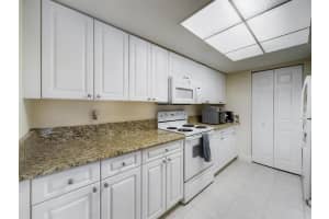 1200 Crestwood Court S, 1202, Royal Palm Beach, Fl 33411 Royal Palm Beach, FL 33411 Sold 06/02/23