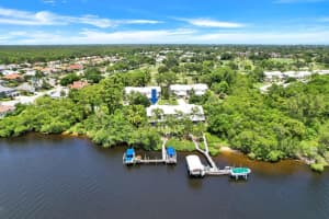 8834 Se Riverfront Terrace Jupiter, FL 33469 Sold 05/26/23