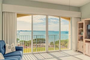 29 Harbour Isle Drive W Unit 205 Hutchinson Island, FL 34949 Sold 06/05/23