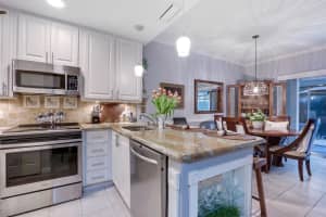 40 Live Oak Cir, Tequesta, FL 33469, Sold 04/17/23