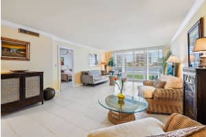 44  Yacht Club Drive   111, North Palm Beach, FL 33408 Sold 08/18/23