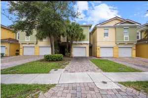 931  Pipers Cay Drive West Palm Beach, FL 33415 Sold 07/07/23