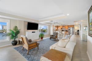 400  Seasage Drive   402, Delray Beach, FL 33483 Sold 08/11/23