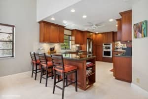 2620  La Cristal Circle, Palm Beach Gardens, FL 33410 Sold 07/03/23