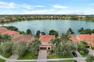 10626  Willow Oak Court, Wellington, FL 33414 Sold 06/02/23