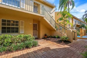 1035 Lake Shore Dr. 101 North Palm Beach, FL 33403 Sold 06/23/23