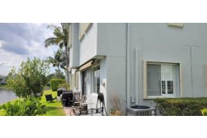 3270 Laurel Ridge Circle Riviera Beach, FL 33404 Sold 06/15/23