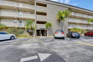 2300 Ne 1st Lane   203 Boynton Beach, FL 33435 Sold 05/16/23