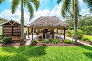 13134 La Mirada Circle Wellington, FL 33414 Sold 05/25/23