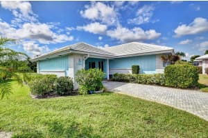 11  Slash Pine Drive, Boynton Beach, FL 33436 Sold 10/20/23
