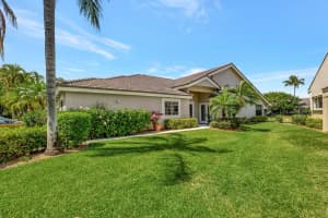 223 N Lakeshore Drive Hypoluxo, FL 33462 Sold 05/15/23
