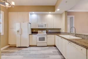 11  Harbour Isle Drive  W 102, Fort Pierce, FL 34949 Sold 08/31/23