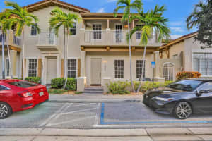 613 Nw 25th Avenue   613 Boynton Beach, FL 33426 Sold 05/01/23