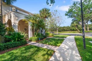 8039 Murano Circle Palm Beach Gardens, FL 33418 Sold 05/23/23