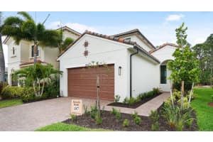 124 SE Strada Cervaro, Port Saint Lucie, FL 34952 Sold 08/08/23