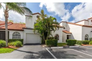 13549 Fountain View Boulevard Wellington, FL 33414 Sold 06/15/23
