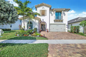 1115 SW 113 Way, Pembroke Pines, FL 33025 Sold 07/14/23