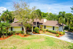 2944 Ne Rosetree Drive Jensen Beach, FL 34957 Sold 06/28/23