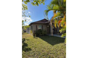 1111  Douglass Avenue, West Palm Beach, FL 33401 Sold 07/21/23