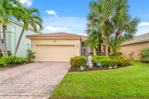 897 NW Mossy Oak Way, Jensen Beach, FL 34957 Sold 11/13/23
