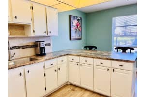 2009 Nw 18th Street   103 Delray Beach, FL 33445 Sold 05/12/23
