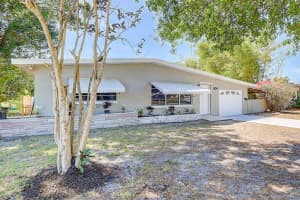404 Poplar Avenue Port Saint Lucie, FL 34952 Sold 06/05/23