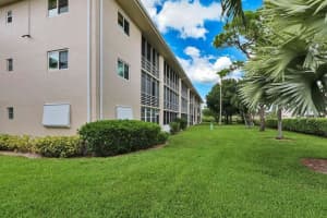 2687 N Garden Drive 205 Lake Worth, FL 33461 Sold 07/17/23