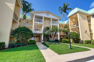 12  Colonial Club Drive   100, Boynton Beach, FL 33435 Sold 09/26/23