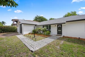 632 E Conference Drive Boca Raton, FL 33486 Sold 05/30/23