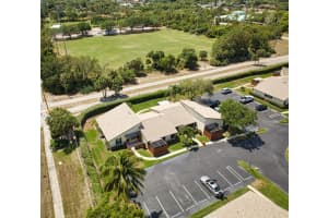 8060 SE Villa Cir, Hobe Sound, FL 33455, Sold 05/10/23