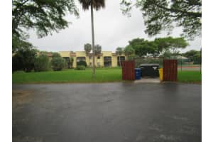 896 SW 9th St Cir, Boca Raton, FL 33486, Sold 05/15/23