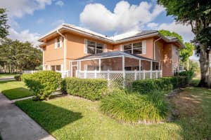 1802 Middleton Way 1802 West Palm Beach, FL 33409 Sold 05/22/23